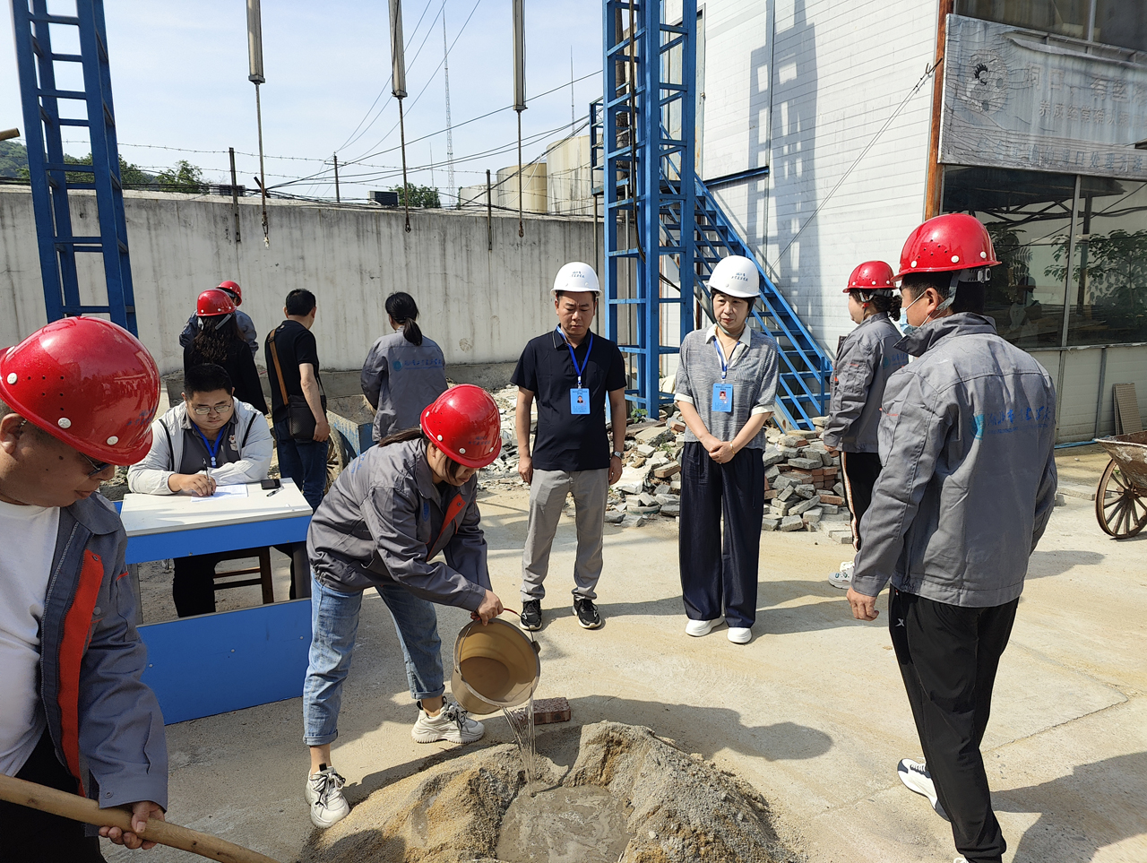 2024年建筑工人等級(jí)鑒定[三期](圖2)